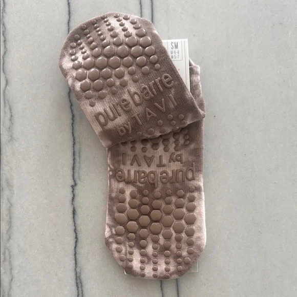 NWT Pure Barre Grip Socks - Small - Picture 2 of 3